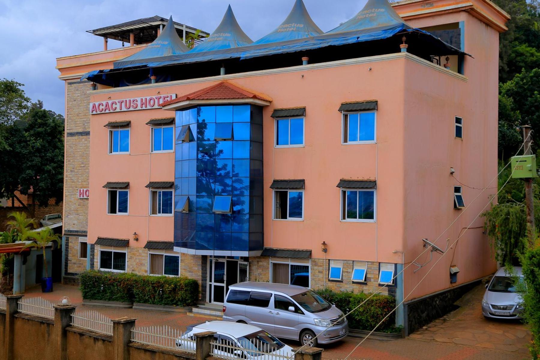 Acactus Hotel Kampala Bagian luar foto